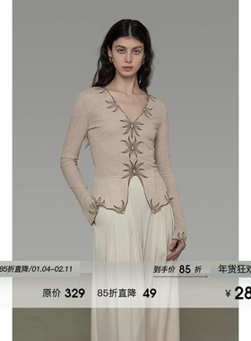 UNSPOKEN复古刺绣V领修身针织衫女款2026春季新款设计感显瘦上衣