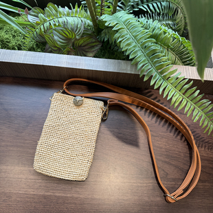 手工编织扣手机包女竖款 斜挎包便携小包出游手提单肩斜跨包