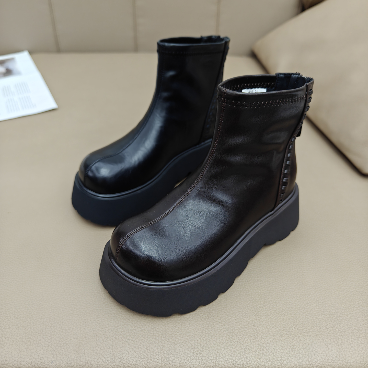 轻便马丁靴瘦瘦靴厚底切尔西靴女