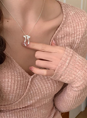 s925纯银飘带蝴蝶结项链女 财阀千金ins小众轻奢甜美光面款锁骨链