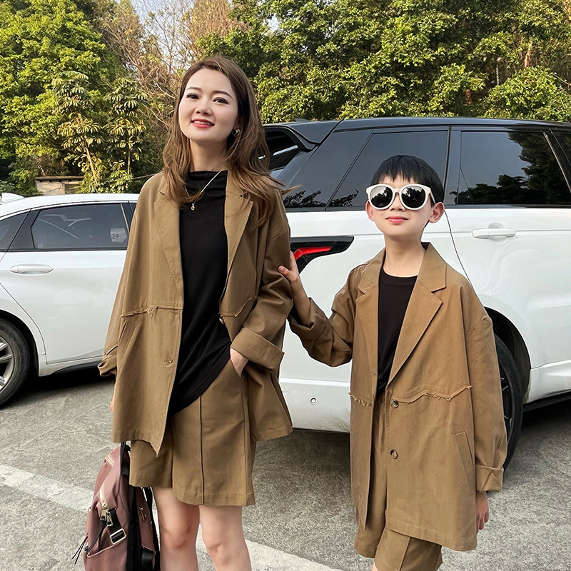 哲思凡亲子装秋款母子母女装深卡其设计师款分割休闲西服外套