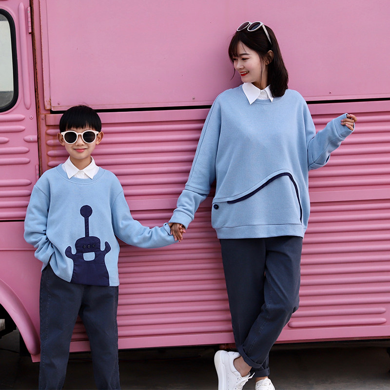 哲思凡亲子装春季新品原创母子母女装蓝色卡通套头卫衣时尚宽松T
