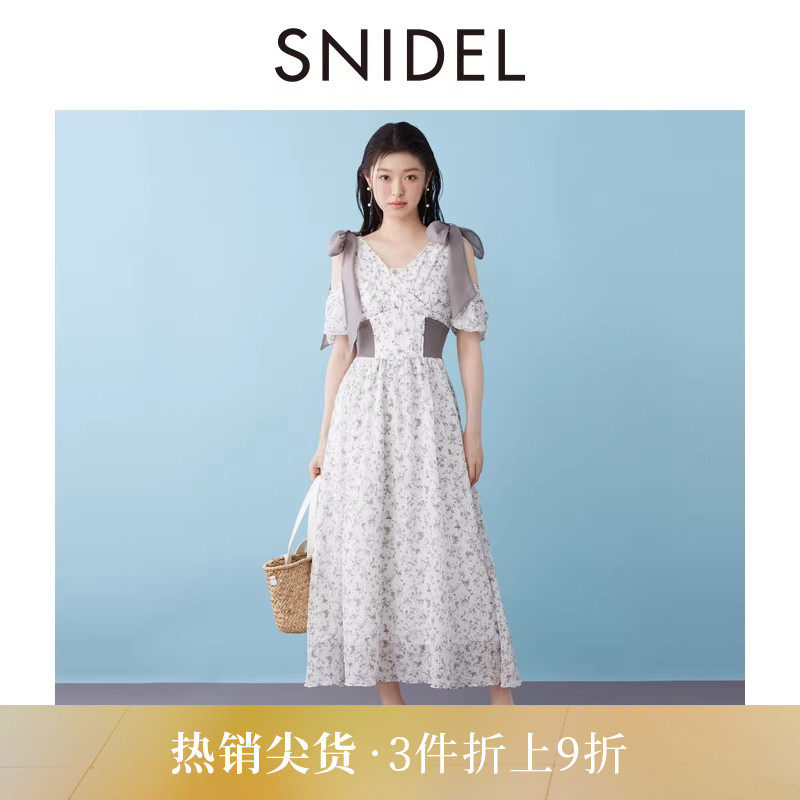 SNIDEL春夏款优雅露肩收腰蝴蝶结肩带印花连衣裙SWFO252064