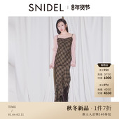 SNIDEL2025秋冬新品 不规则荷叶边下摆格纹吊带连衣裙SWFO254180