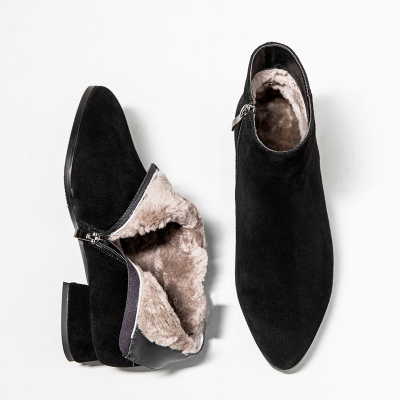 冬季皮毛一体女靴粗跟短靴女