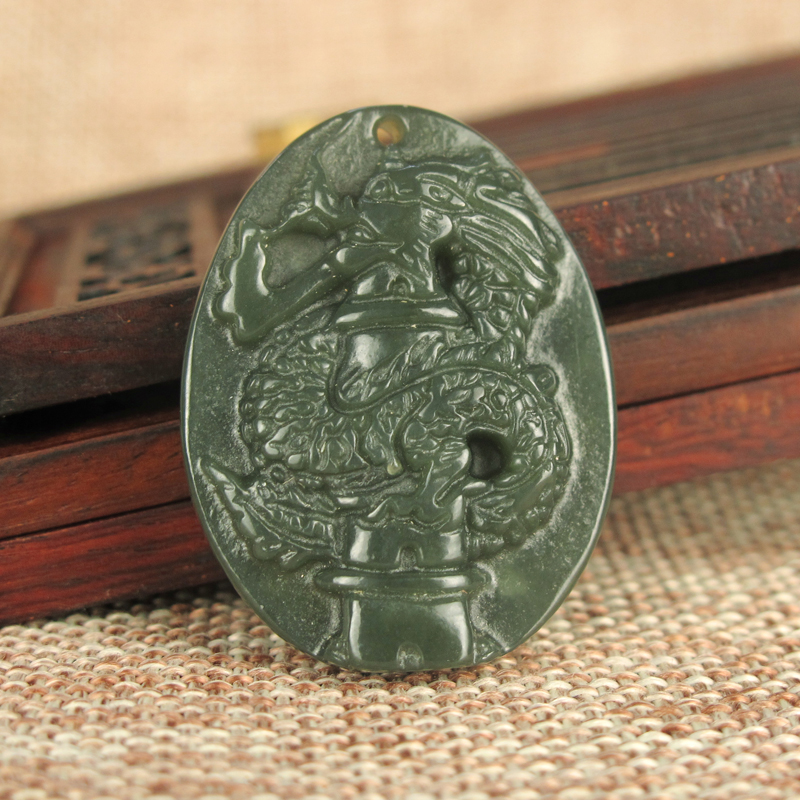 生肖吊坠儿童项链天然和田玉