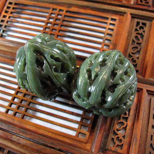 守选天然和田玉核桃手把件 玉石文玩按摩手球把玩件玉器摆件