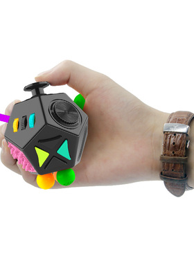 二代Fidget Cube解压魔方12面可玩减压骰子缓解压力方块无聊玩具