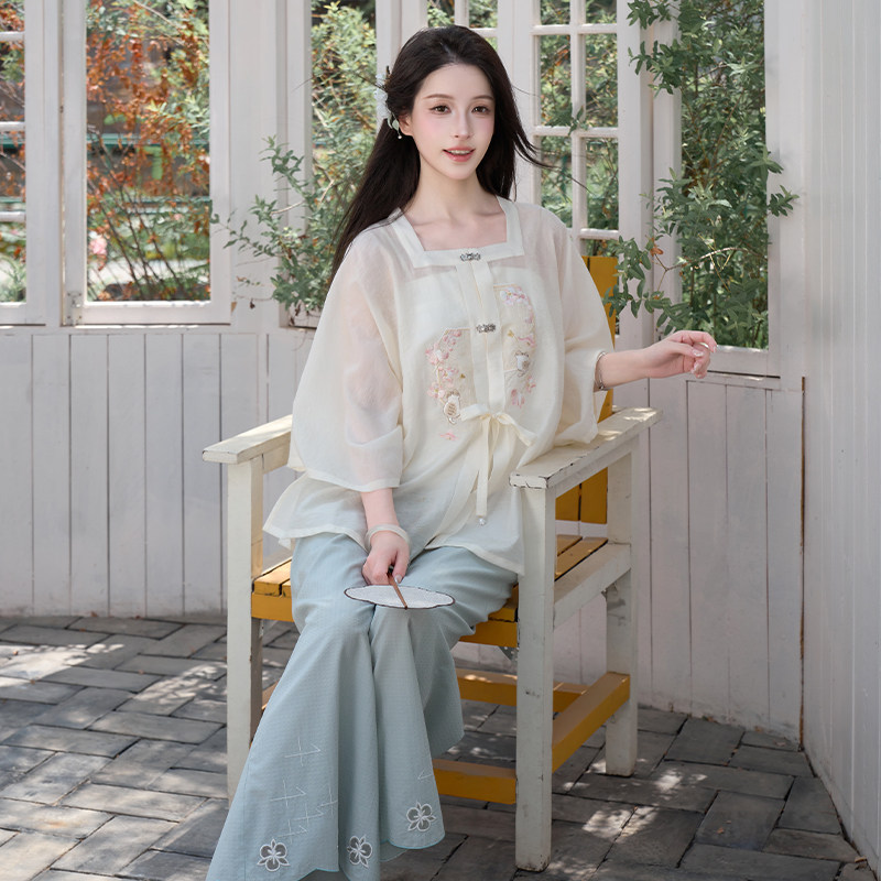 探花枝 清水溪汉初新中式国风汉服女款日常可穿春秋透气对襟短衫图片
