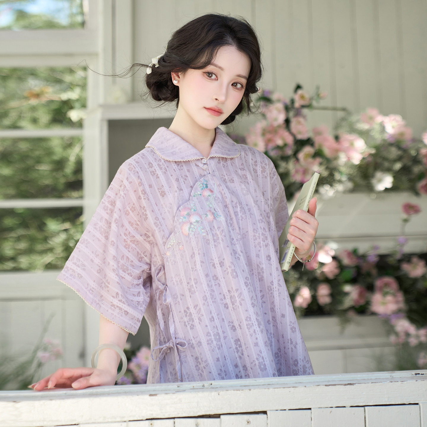 与花时 清水溪汉初夏季明制翻领改良短袖上衣汉服女七分阔腿裤图片