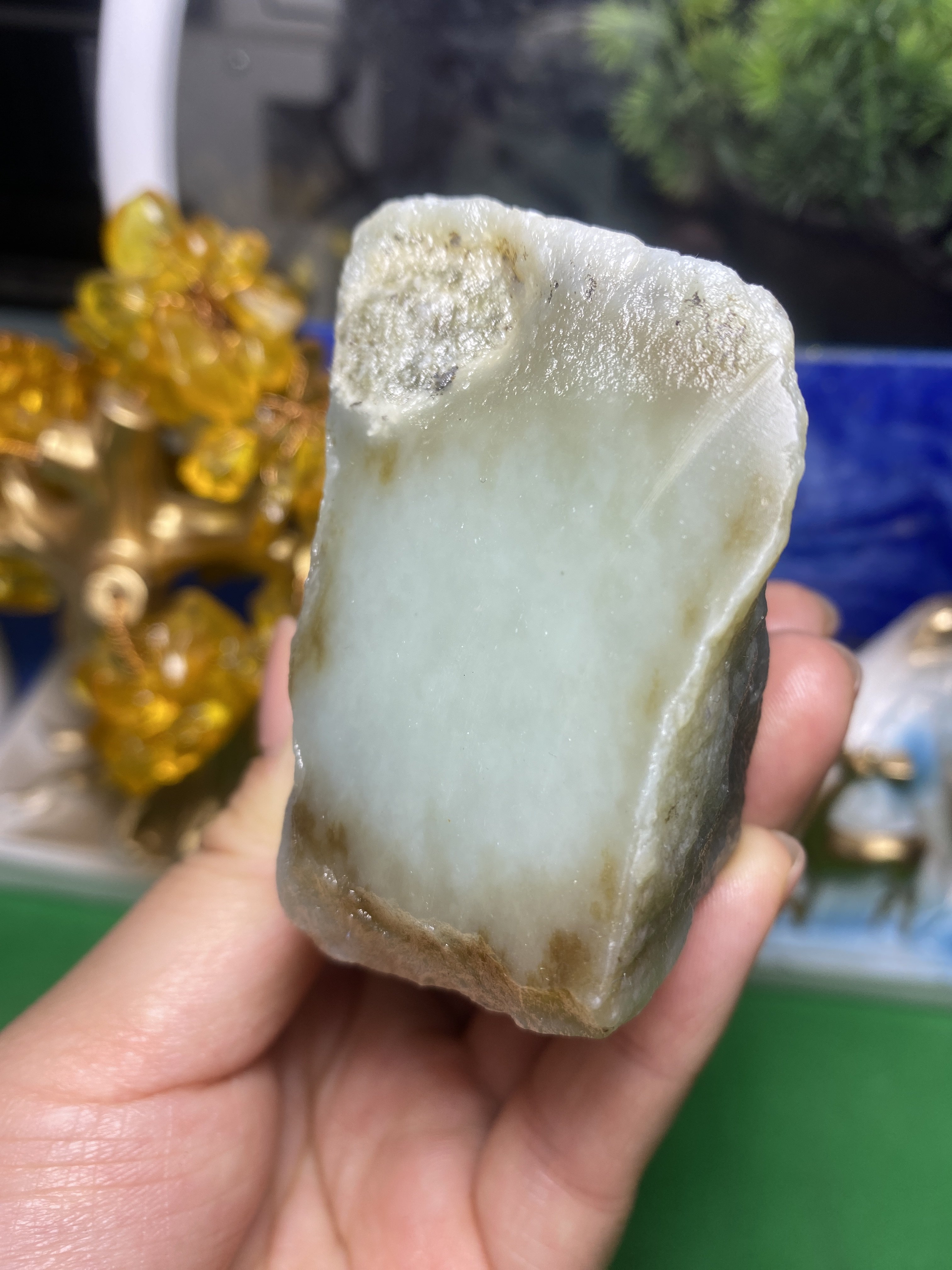 和田玉且末糖白料子肉质紧实细腻块头不小印章把件牌子都可以天然