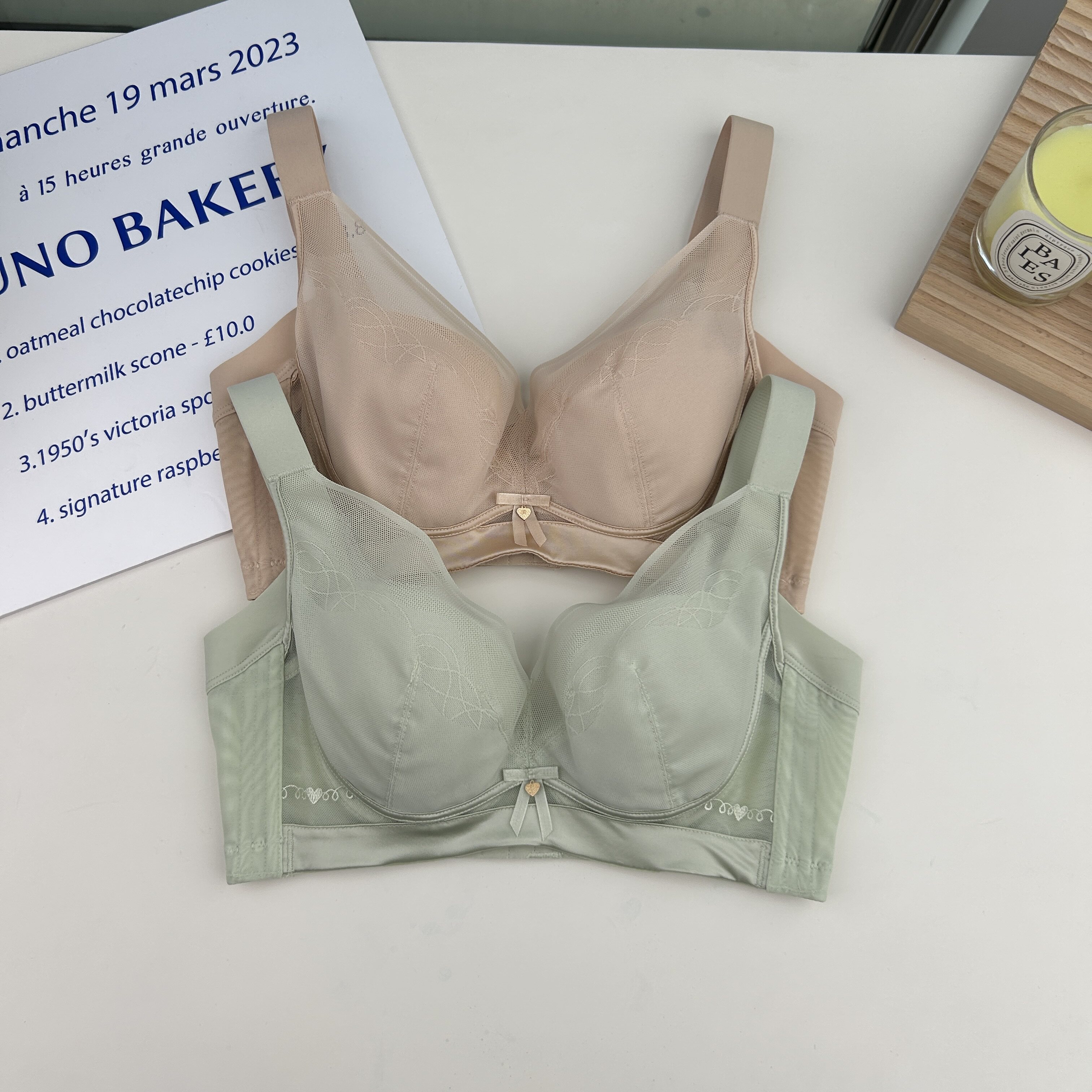 2026调整型内衣女薄款光面软钢圈大胸显小收副乳防下垂大码文胸罩