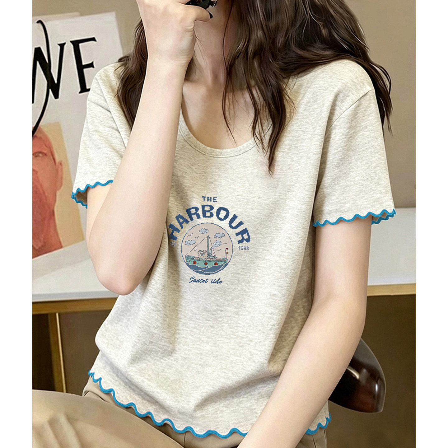 夏季新款韩版U领撞色木耳边设计感短袖T恤女时尚印花灰色显瘦上衣