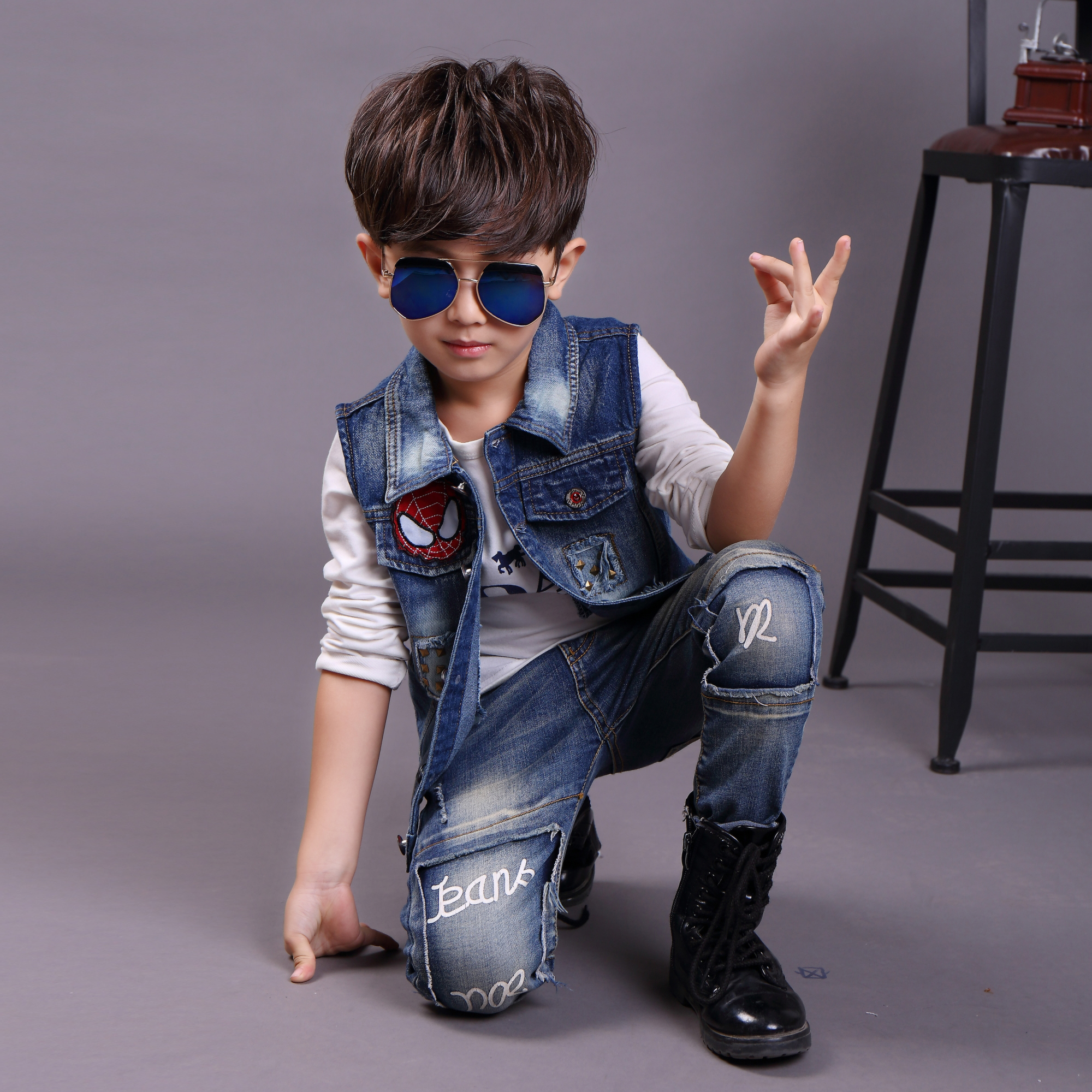 Gilet garcon en toile - Ref 2067981 Image 4