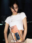 T恤tee Hanes合作明星街拍百搭柔软舒适宽松短款 DONE 1950s经典