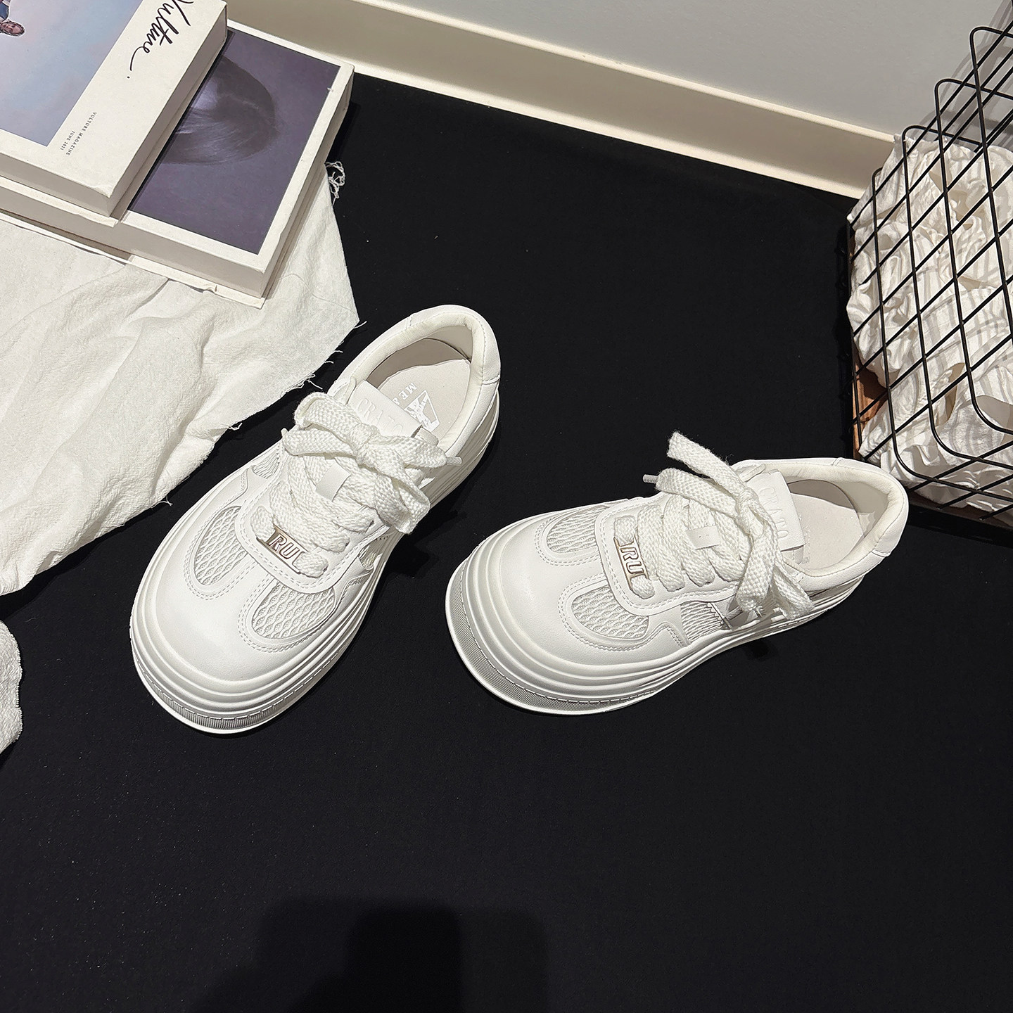 6CM增高~巨轻厚底真皮网布小白鞋女夏新款透气休闲板鞋学生运动鞋