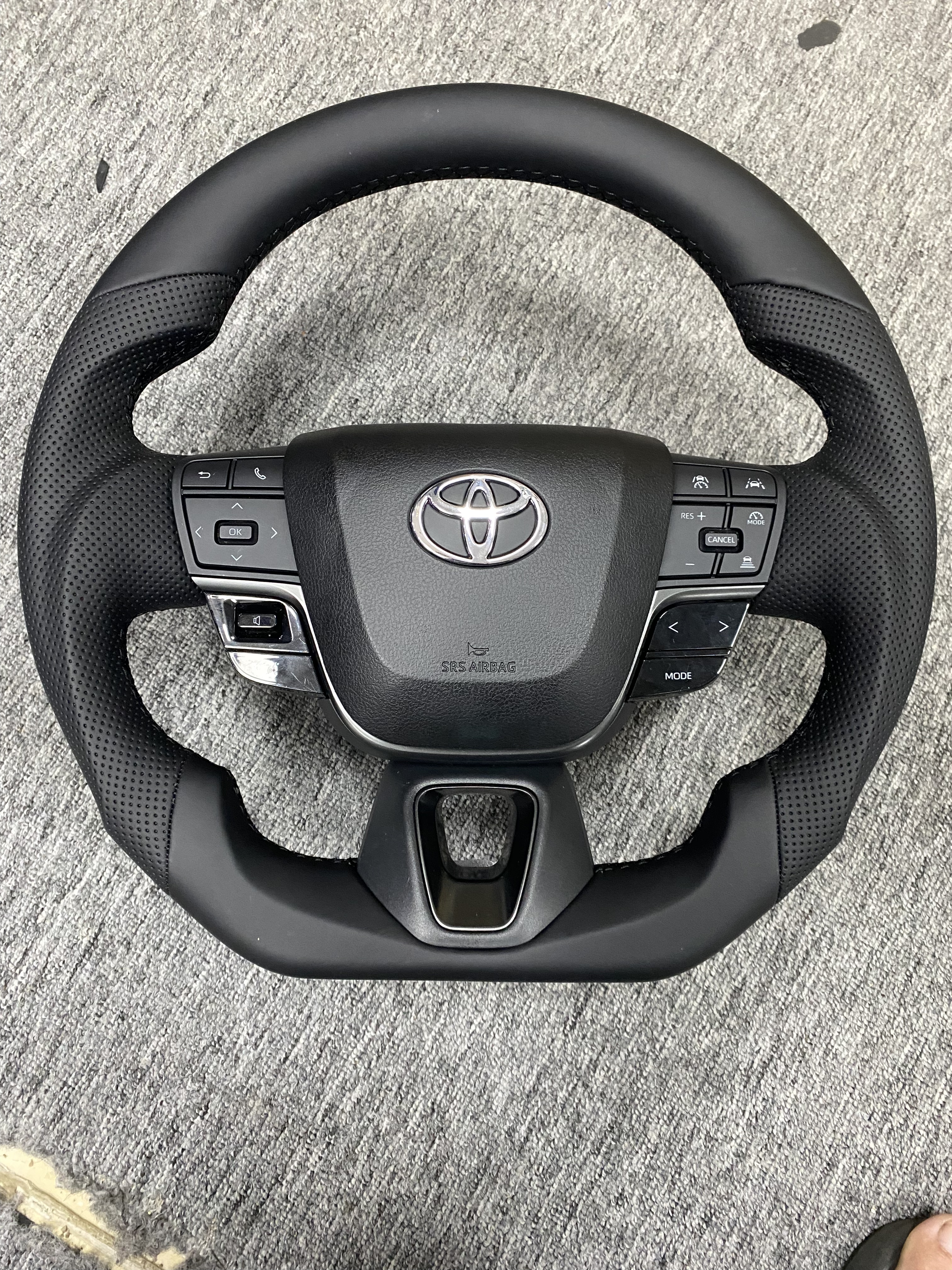 埃尔法40系运动款方向盘，适合20系30系霸道汉兰达等丰田系列改装