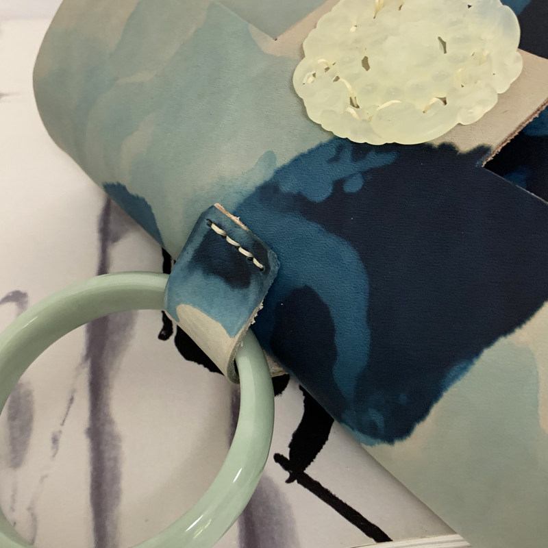 雅致 手绘中国画包 玉镯手提 斜跨包 植鞣手工 原创 设计师包 3色