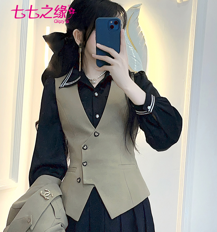 七七之缘秋冬新款马甲背心马夹坎肩无袖外套短款修身显瘦时尚