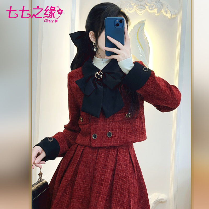 香风短外套百褶半身裙套装