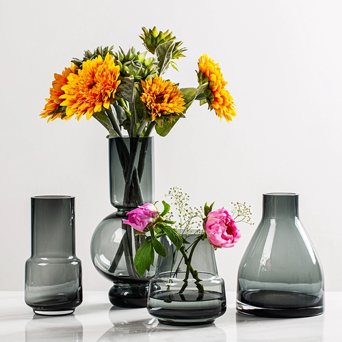 Дымо серая стеклянная ваза