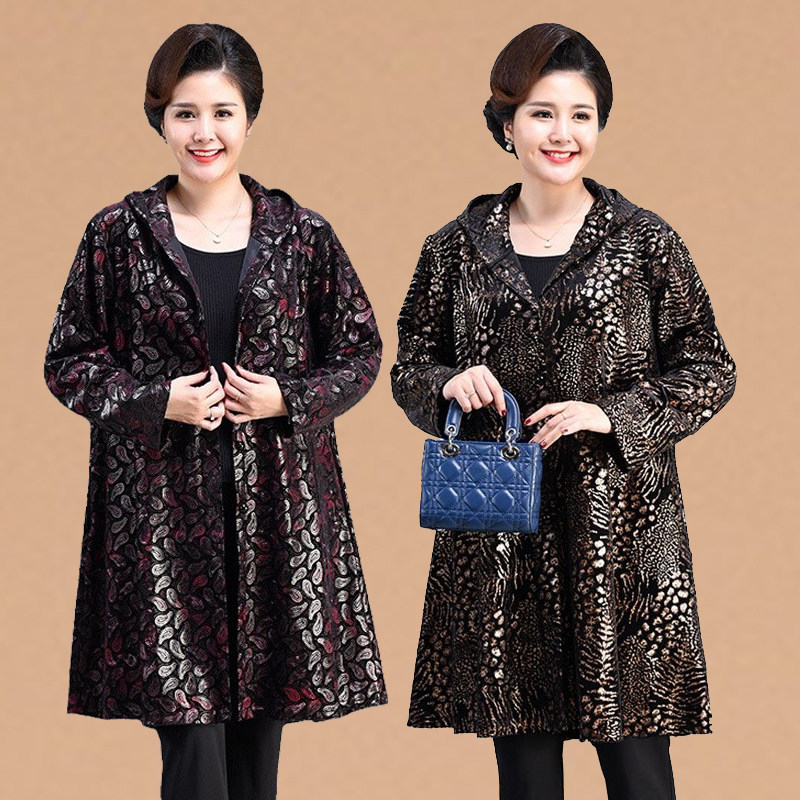 特体胖妈妈春装中长款外套花风衣加肥加大码女中老年上衣200斤潮