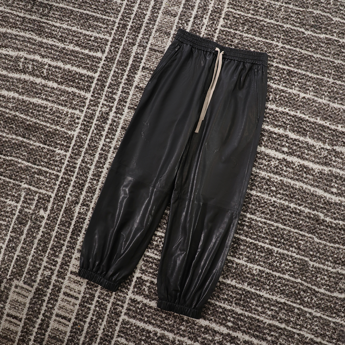 抽绳松紧腰束脚休闲皮裤女