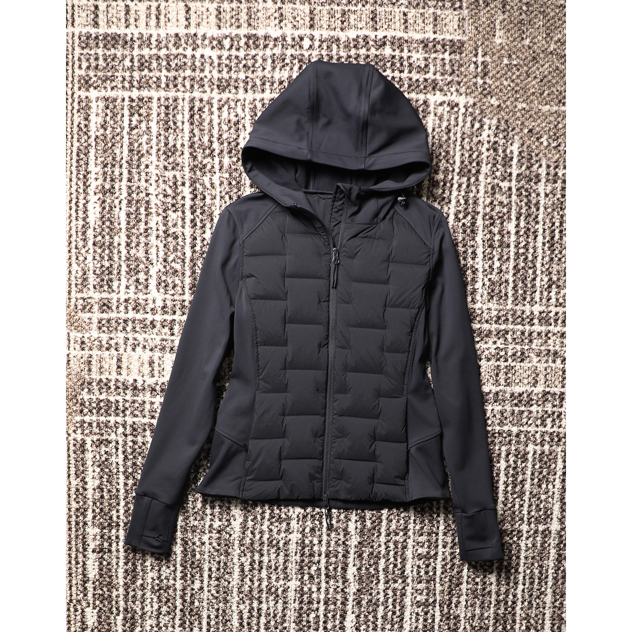 TANGTOWN 功能型拉绒面料拼接90白鹅绒 修身显瘦瑜伽服连帽外套