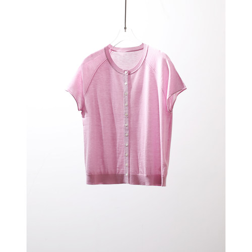 TANG TOWN演绎自由呼吸奢感针织美学 羊毛混纺圆领小飞袖针织开衫