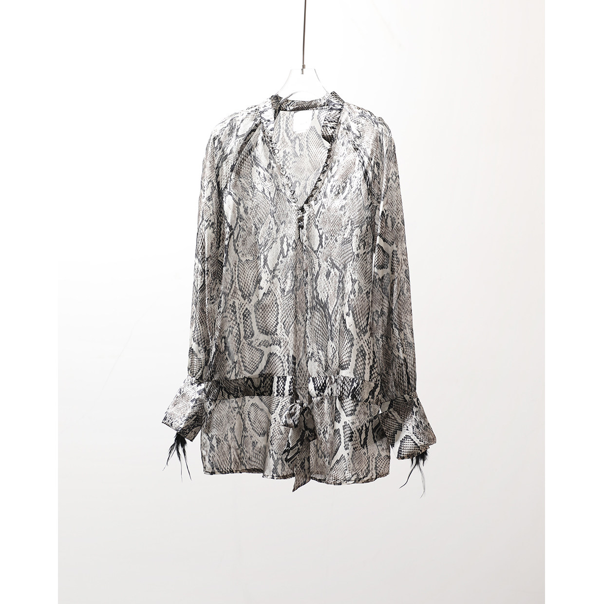 TANG TOWN 2026春夏新品 气质飘逸 蛇纹印花收腰套头真丝衬衫