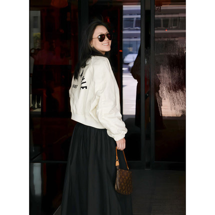 TANG TOWN 自制 时髦精B入 抽褶花苞袖/植绒字母宽松棒球夹克外套