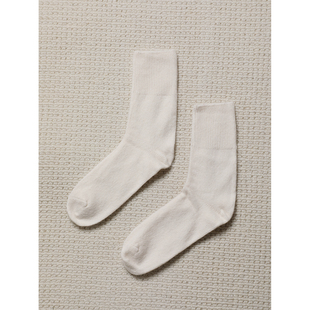 TANG DZAF033 TOWN吸湿保暖中筒袜子女百搭简约2025年新款