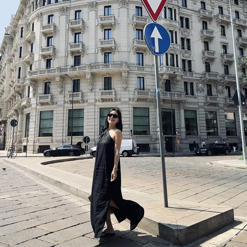 TANG TOWN 自制 气质与实穿兼具 黑色亚麻斜肩玫瑰花连衣裙