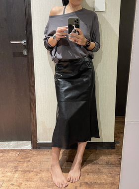TANG TOWN 2025年春季新款质感细腻优质皮半裙显瘦百搭 TTHL24019