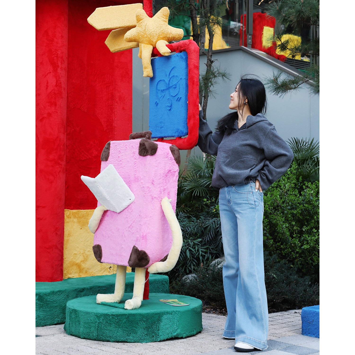 TANG TOWN360°修饰腿型经典B入凉感软垂 显瘦微弹微喇毛边牛仔裤