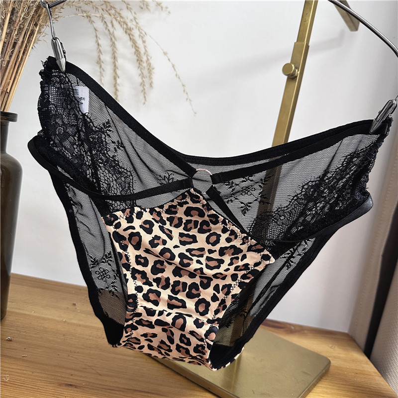 包邮【80-115斤】676性感镂空豹纹冰丝蕾丝环扣低腰女内裤艾蒂