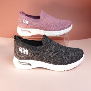 3839清仓 飞织布加厚软底一脚蹬透气老北京布鞋 专柜59元 休闲女单鞋