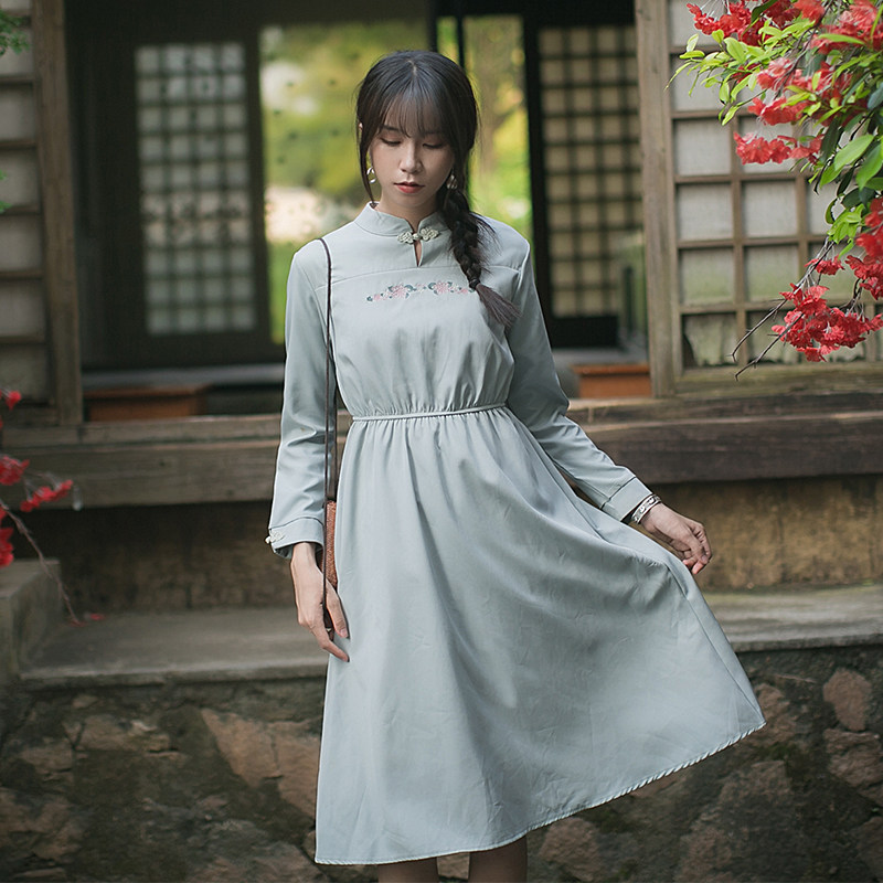 文艺复古连衣裙布衣女装时尚长袖