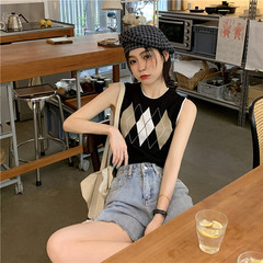 Real price and slim diamond knitted vest