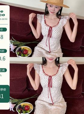 Thecoco【6/20早10点新品95折】立体剪花红色波点斜裁下摆连衣裙