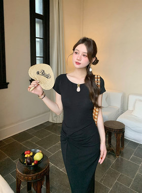 Thecoco 显瘦纽结黑色新中式针织连衣裙女夏水滴镂空褶皱修身长裙