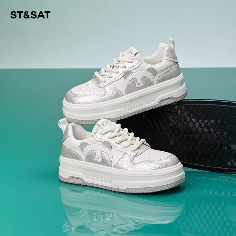 星期六春秋舒适学院风百搭板鞋