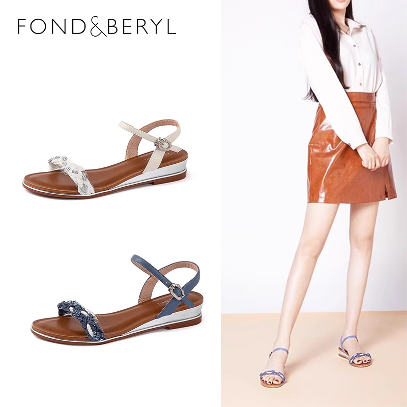 菲伯丽尔串珠编织条带一字扣凉鞋