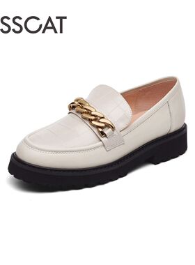 KISSCAT/接吻猫春秋牛皮拼接厚底圆头扣饰一脚蹬单鞋女KA21680-50