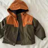 儿童冲锋衣加绒男秋冬款 上衣帅气宝宝连帽外套女防风 小童拼色冬装