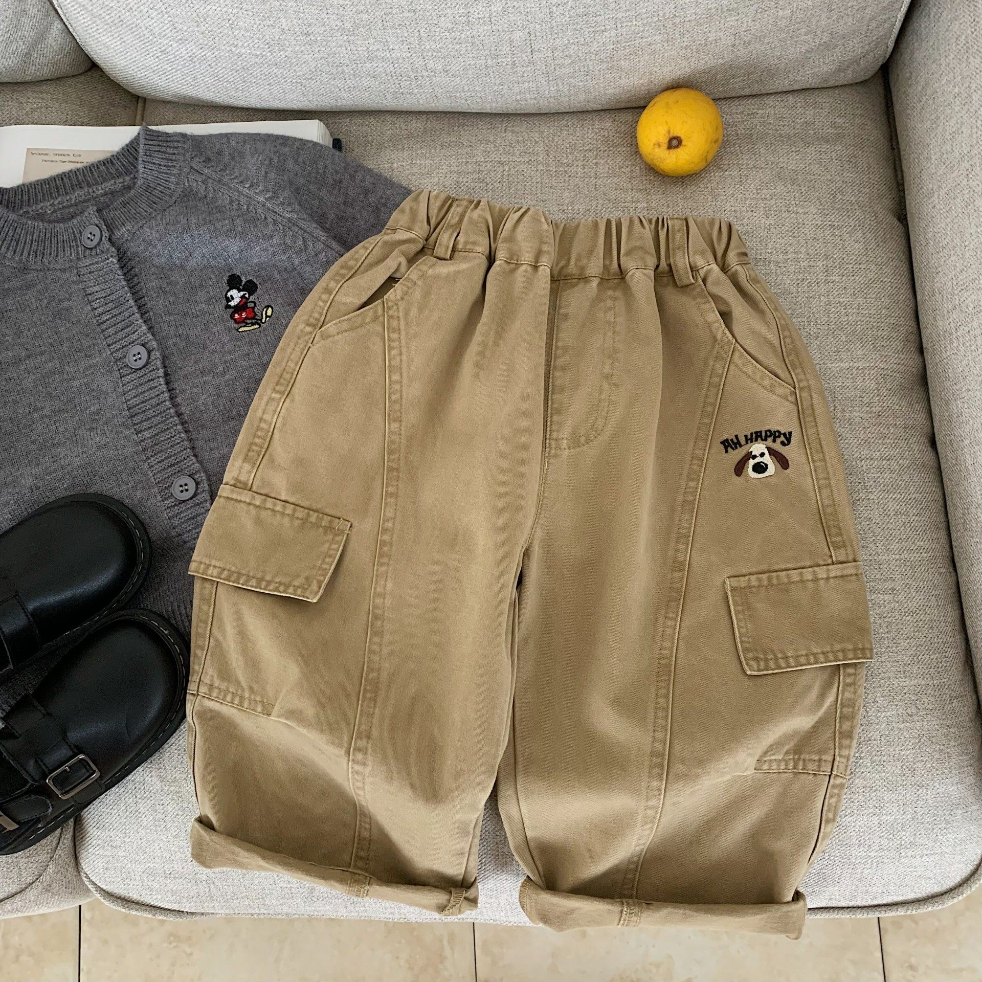 儿童休闲裤男秋季款小童口袋长裤纯色潮牌宝宝休闲直筒裤女洋气