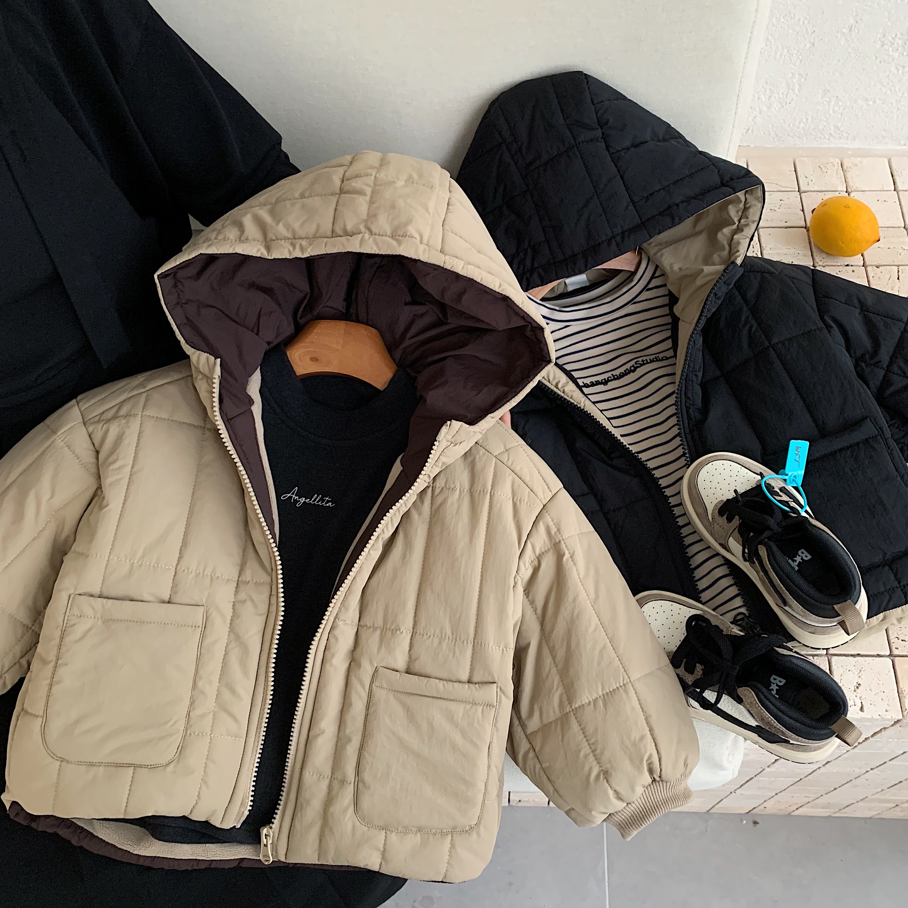 儿童连帽外套男女童夹棉休闲夹克2025冬新款宝宝口袋条纹棉服保暖