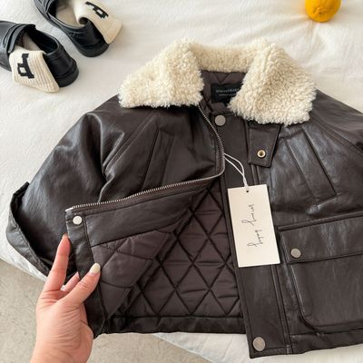 儿童加绒皮衣男女童羊羔绒外套2025冬季新款宝宝纯色夹克加厚保暖