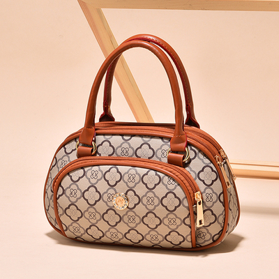 送婆婆手提包零钱包压花休闲小包