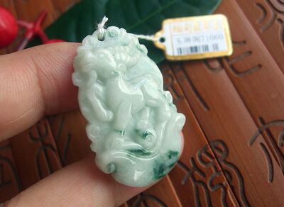 天然a货生肖羊吊坠珠宝缅甸玉